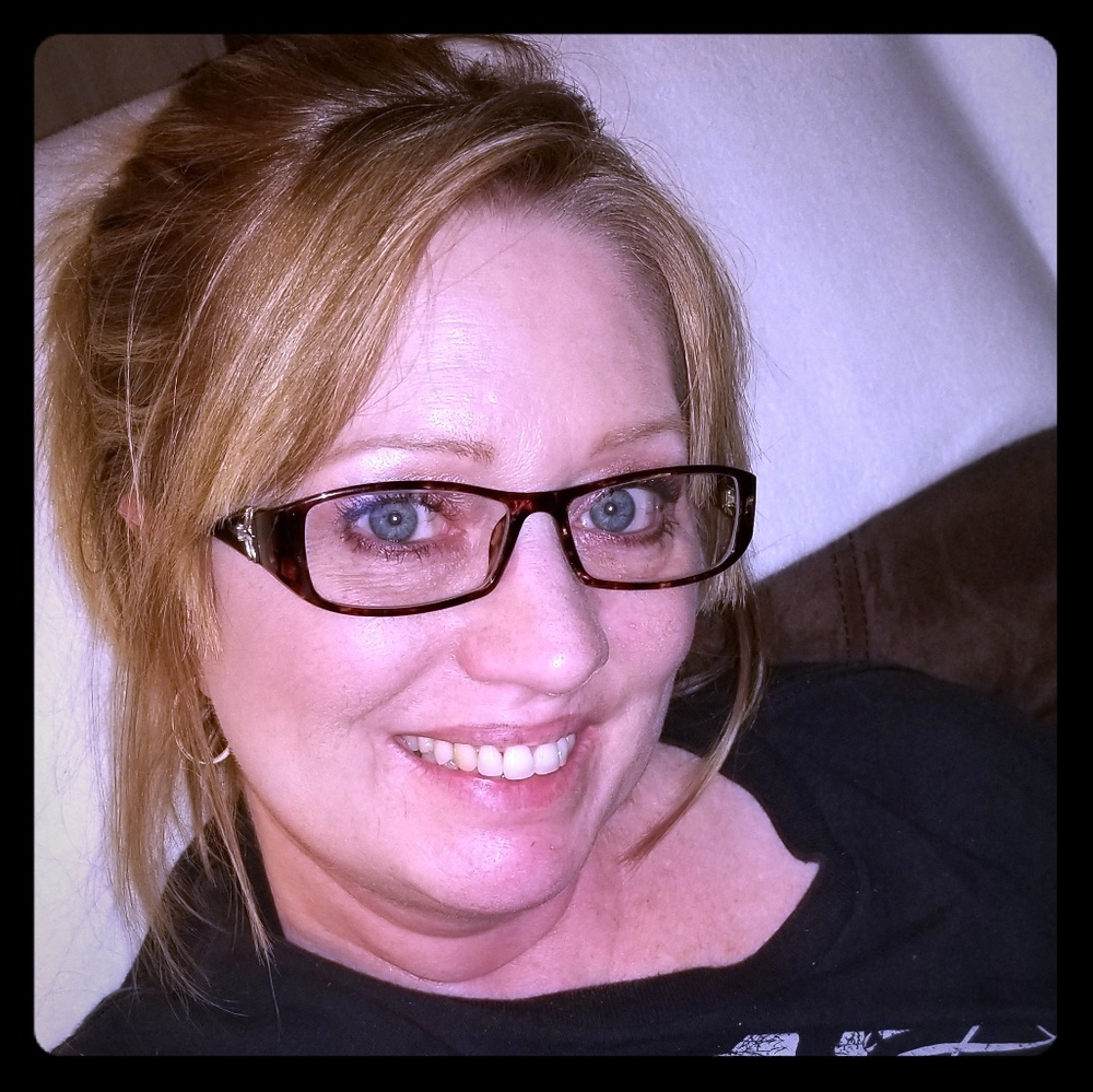 Meet your posher, Lisa